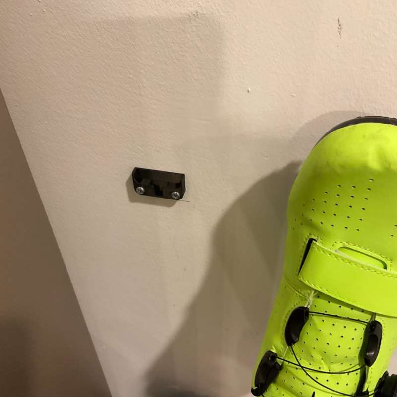 Настенный держатель для велоси – обзор и цена Cycling Gear Wall Organizer