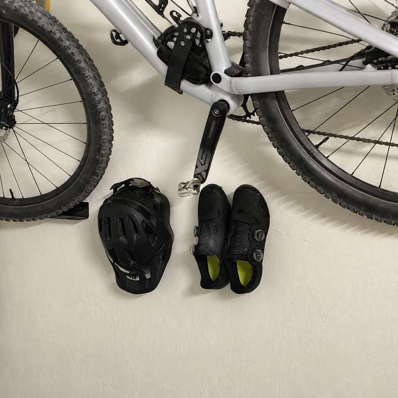 Настенное крепление-держатель  – обзор и цена Cycling Gear Wall Organizer
