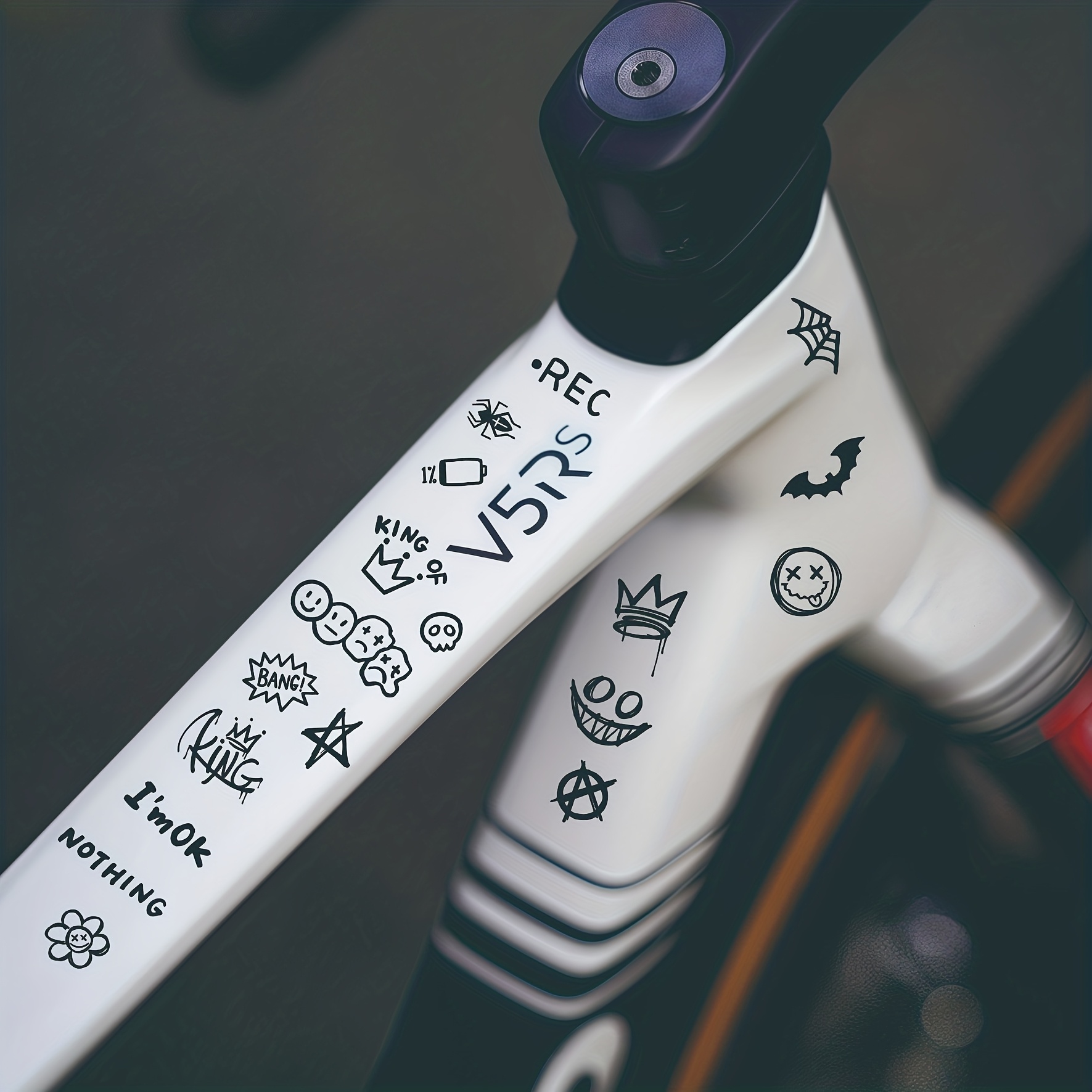 1 комплект наклеек с граффити- – обзор и цена Cycling Gear Organizer Bag